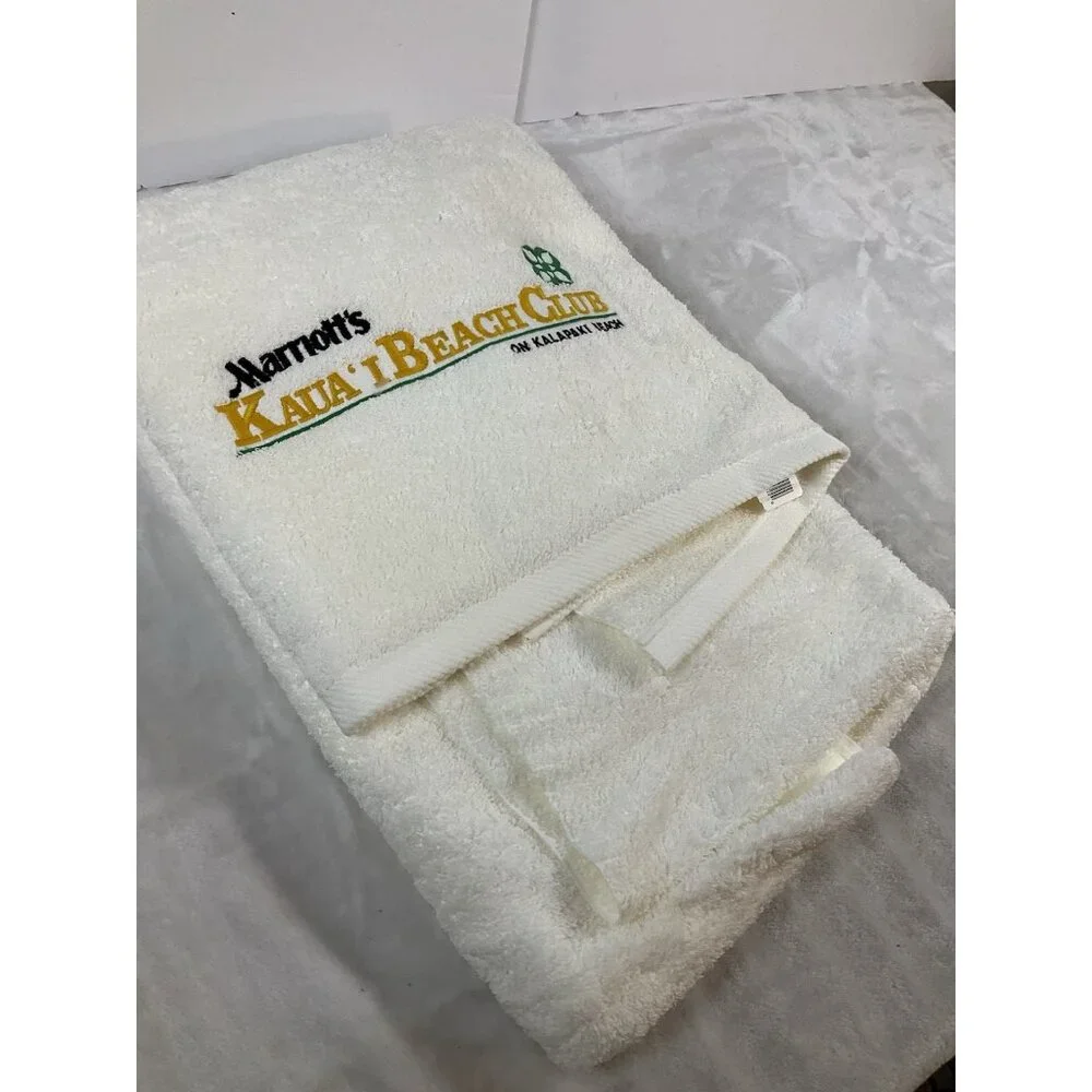 Vintage‎ Marriott Kaua’i Beach Club Beachsheets USA 35x68 White Cotton NWT